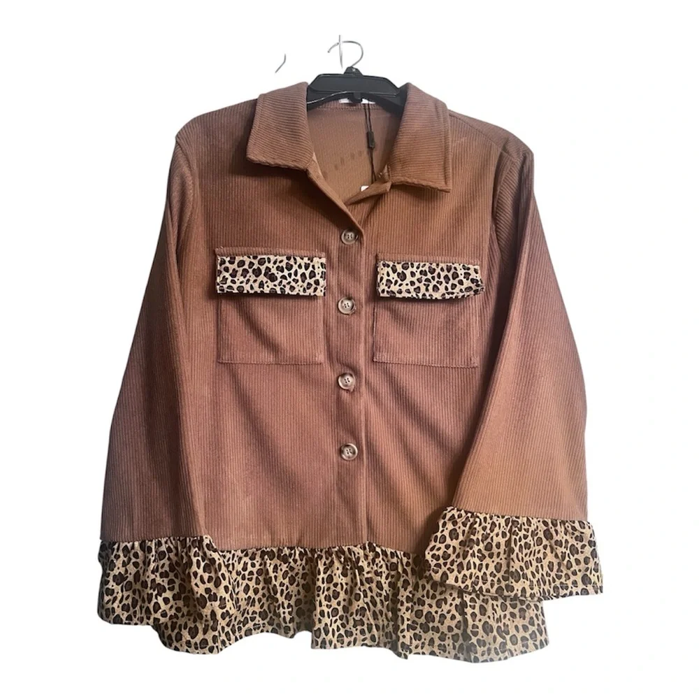 Caramel Ribbed Shacket with Leopard Ruffle – NWT – Size Medium - Picture 1 of 2